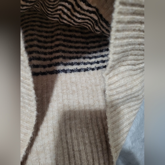 Jcrew Fair Isle Puff Sleeve Sweater in Supersoft Yarn - Picture 4 of 8